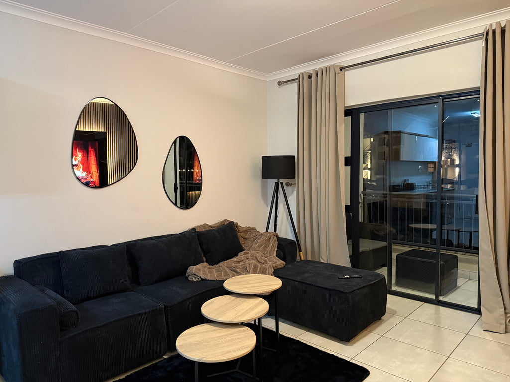 The Blyde | Luxury 1-Bedroom Apartment with Balcony - The Blyde Crystal Lagoon
