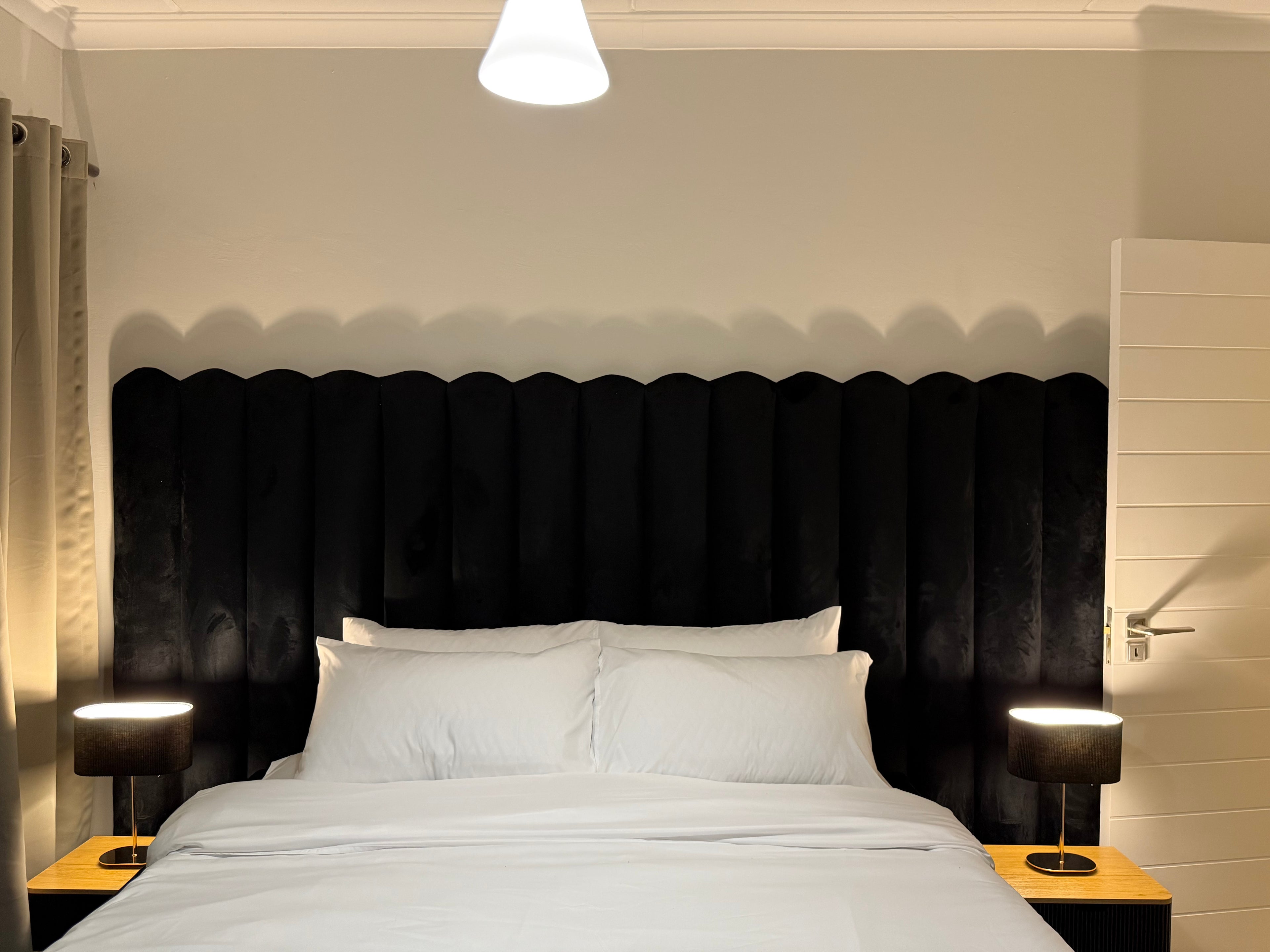 The Blyde | Modern 1-Bedroom Apartment with Balcony - The Blyde Crystal Lagoon