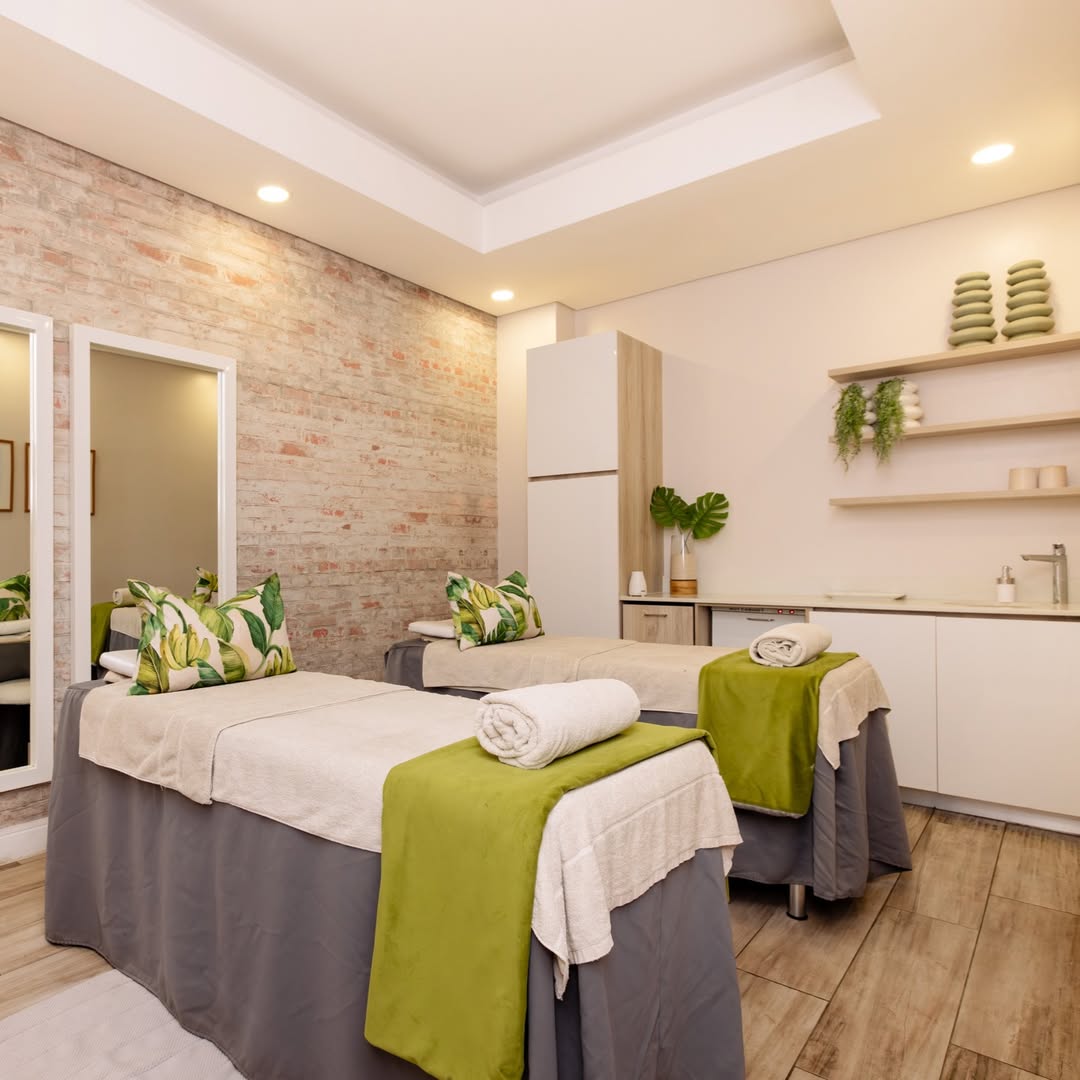 The Blyde | Premium 1-Bedroom Apartment with Balcony - The Blyde Crystal Lagoon