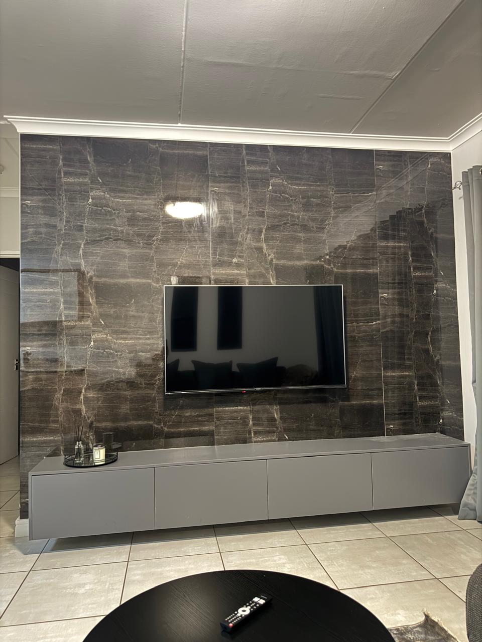 The Blyde | Premium 1-Bedroom Apartment with Balcony - The Blyde Crystal Lagoon